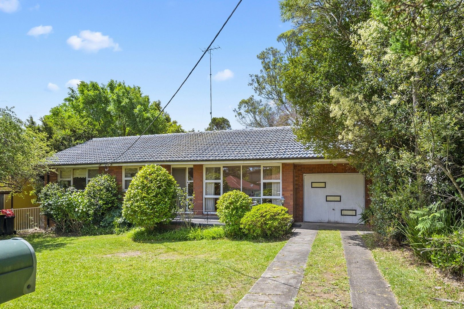 4 bedrooms House in 50 Castle Street CASTLE HILL NSW, 2154