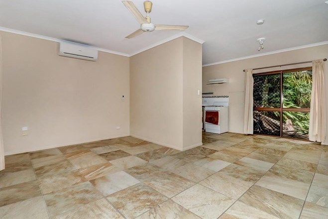 Picture of 2/6-10 Holmes Street, STRATFORD QLD 4870