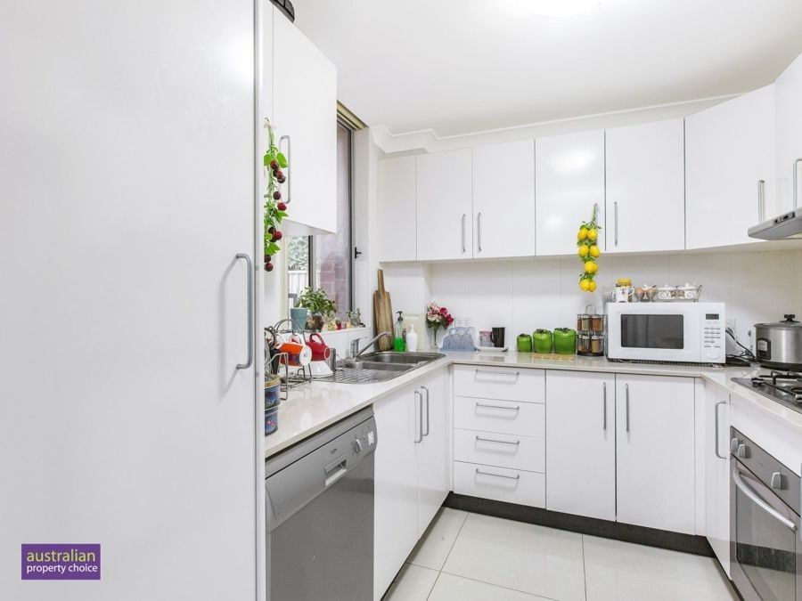 2/ 4-6 Coleridge St, Riverwood NSW 2210, Image 2