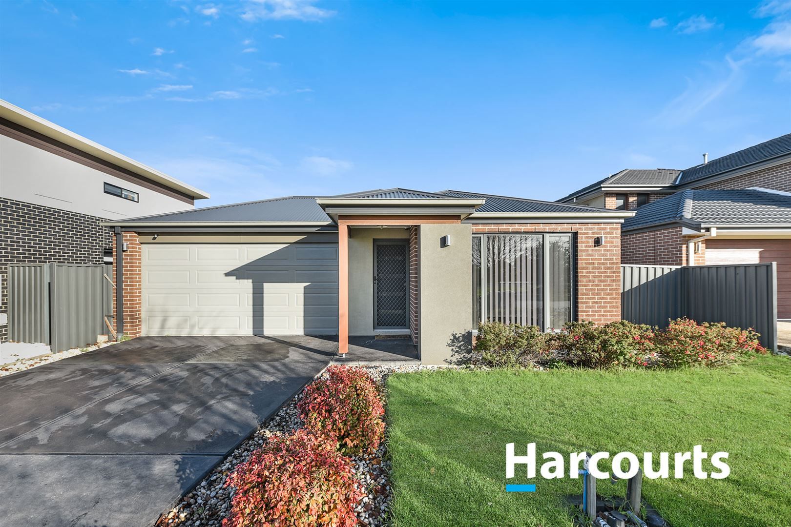 24 Pinebank Avenue, Cranbourne East VIC 3977, Image 0