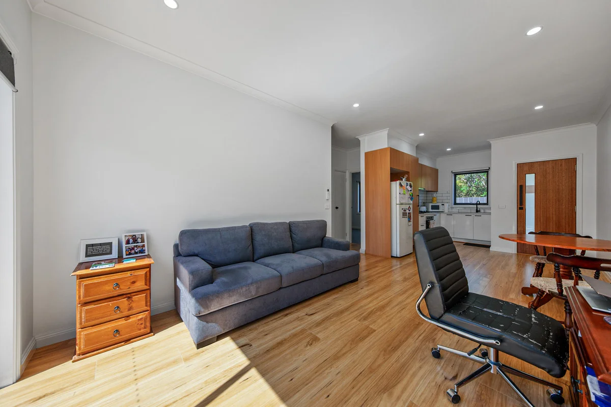 Additional image 5 of 2/37 Mansfield St, Berwick VIC 3806