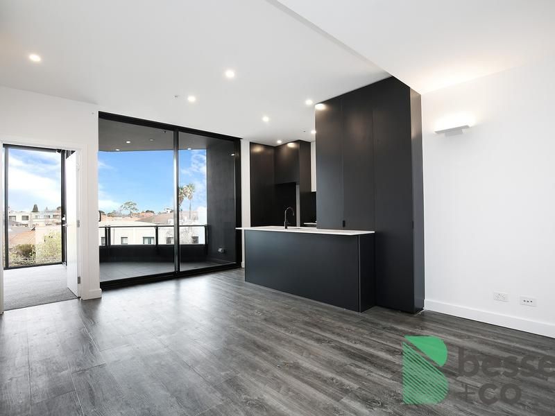 206/88 Orrong Crescent, Caulfield North VIC 3161, Image 2