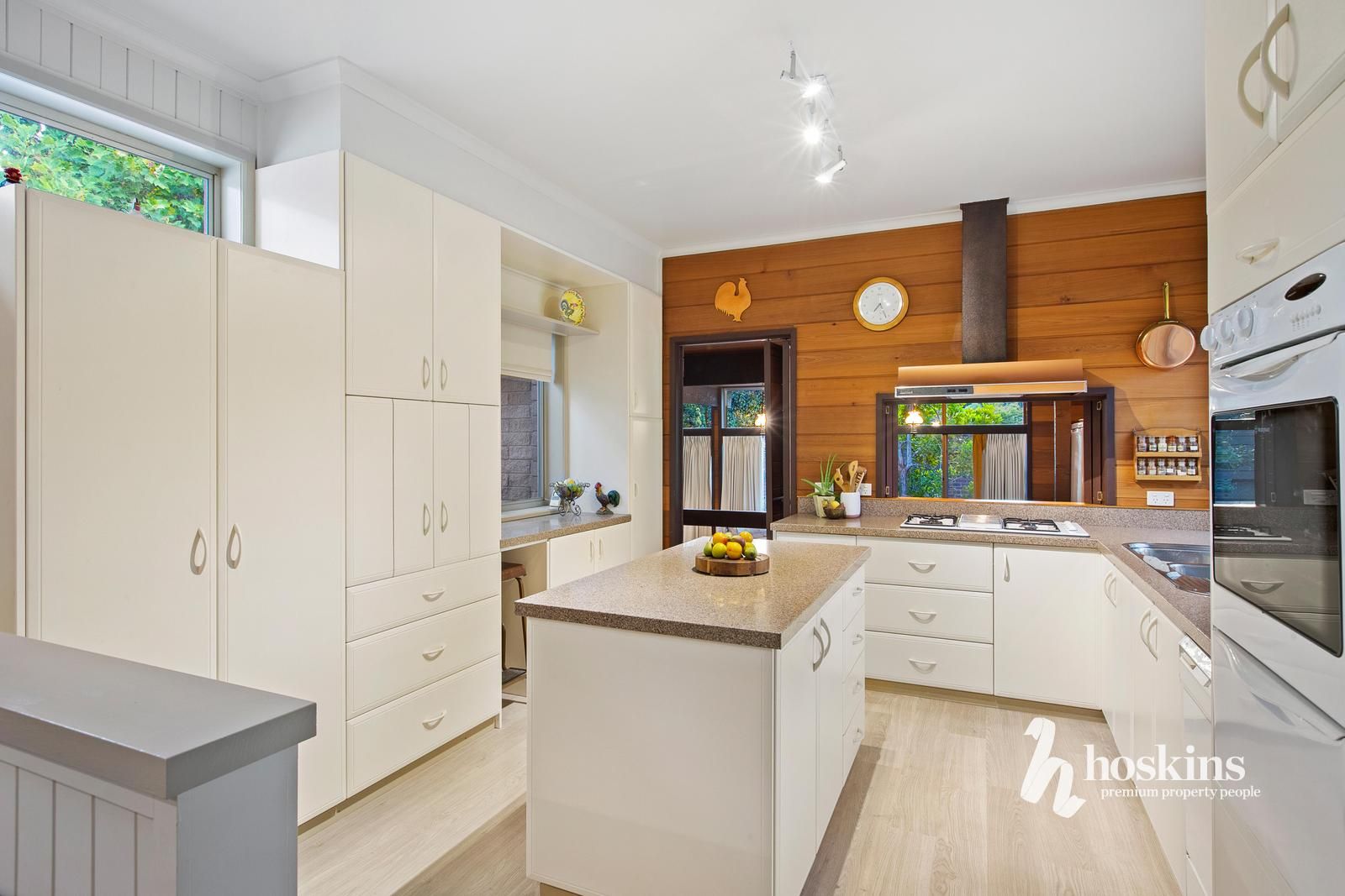 81-83 Arundel Road, Park Orchards VIC 3114, Image 2