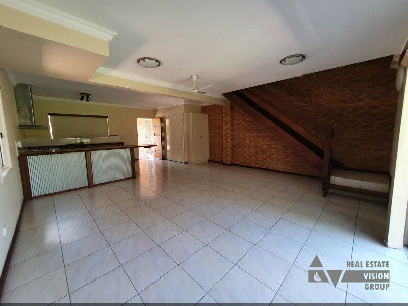 Unit 19/145 Egerton St, Emerald QLD 4720, Image 2