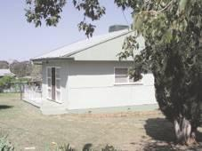 13 Hume Street, Parkes NSW 2870