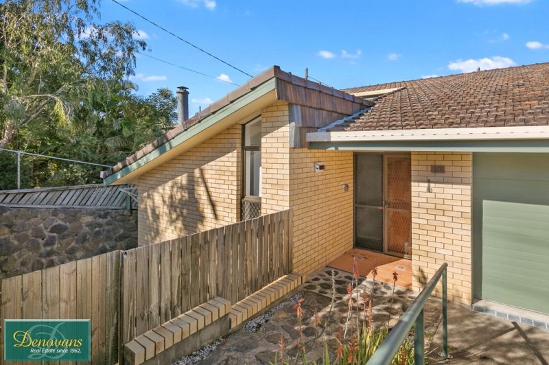 23 Acacia Street, Everton Hills QLD 4053 House For Rent 675 Domain