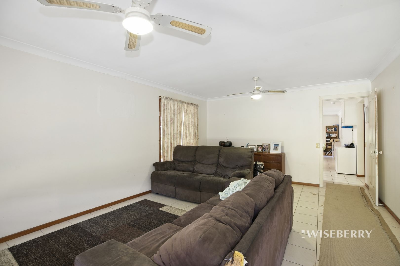 11 Scribbly Gum Close, San Remo NSW 2262, Image 2