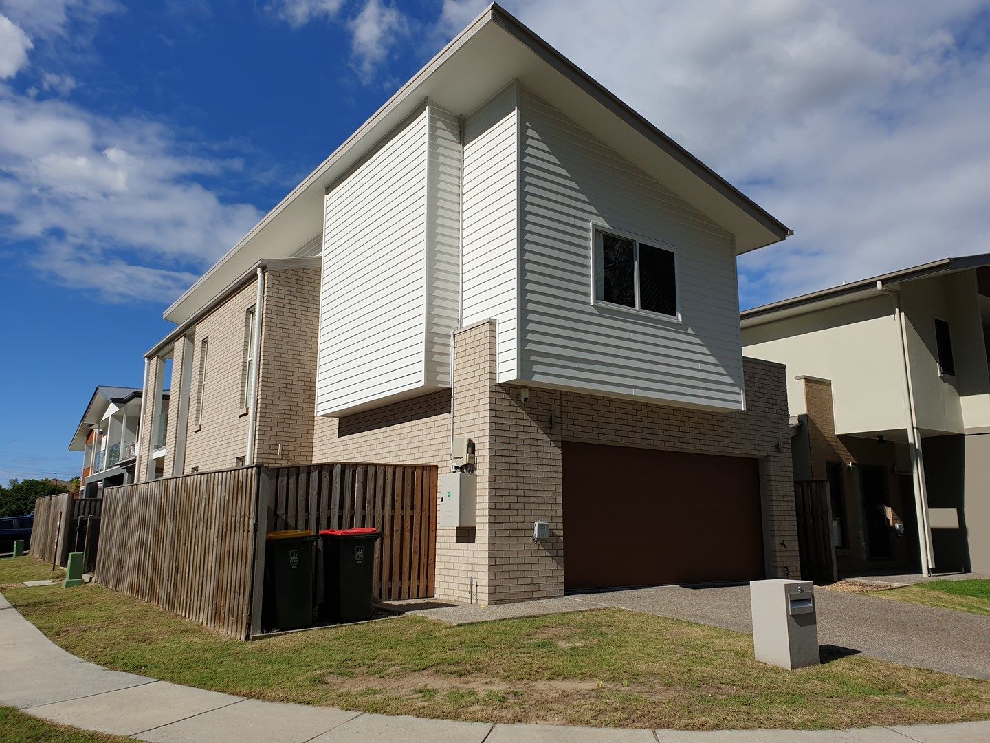 2 DILIGENT PLACE, Runcorn QLD 4113, Image 0