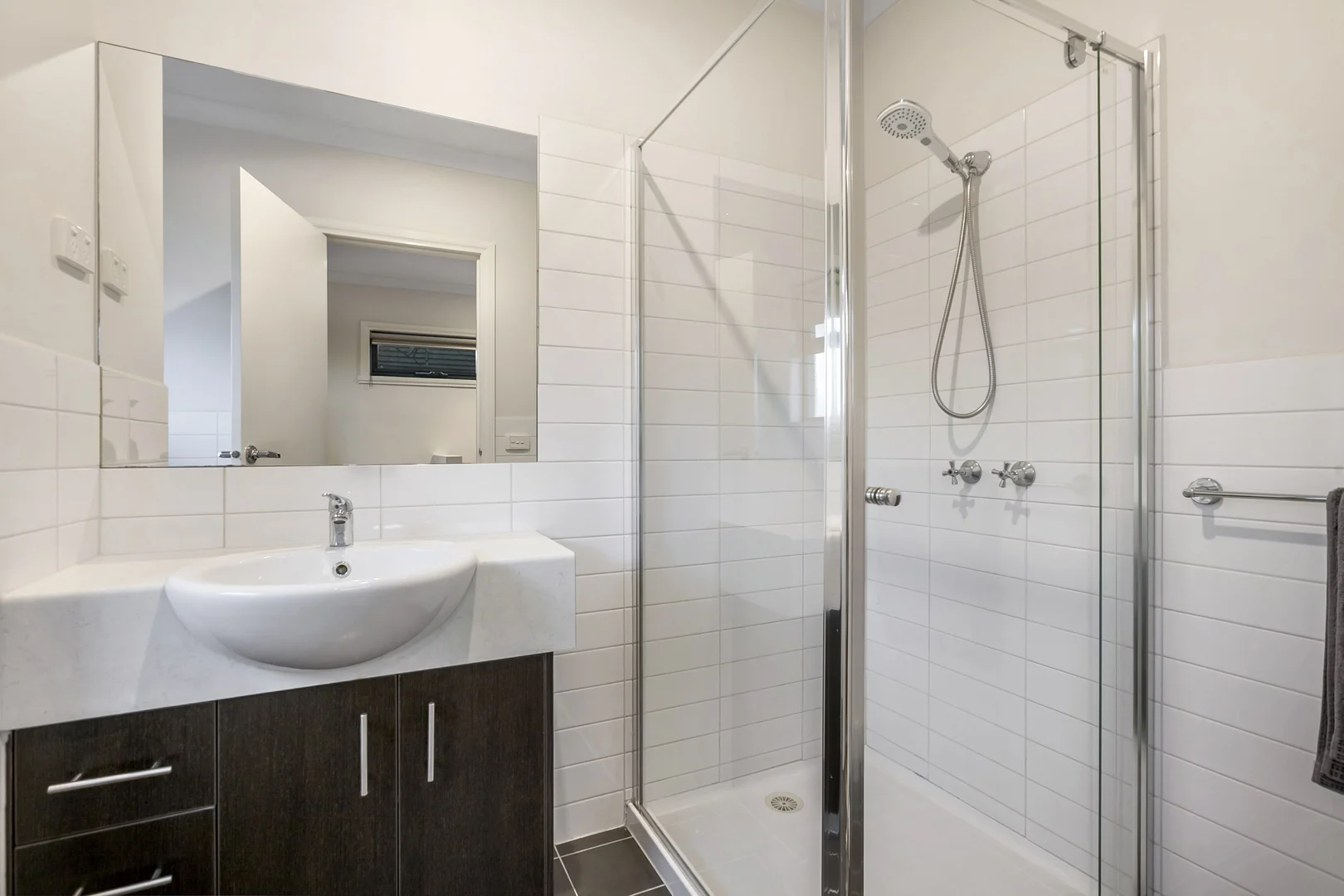 Additional image 6 of 2/15-16 Macartney Street, Reservoir VIC 3073