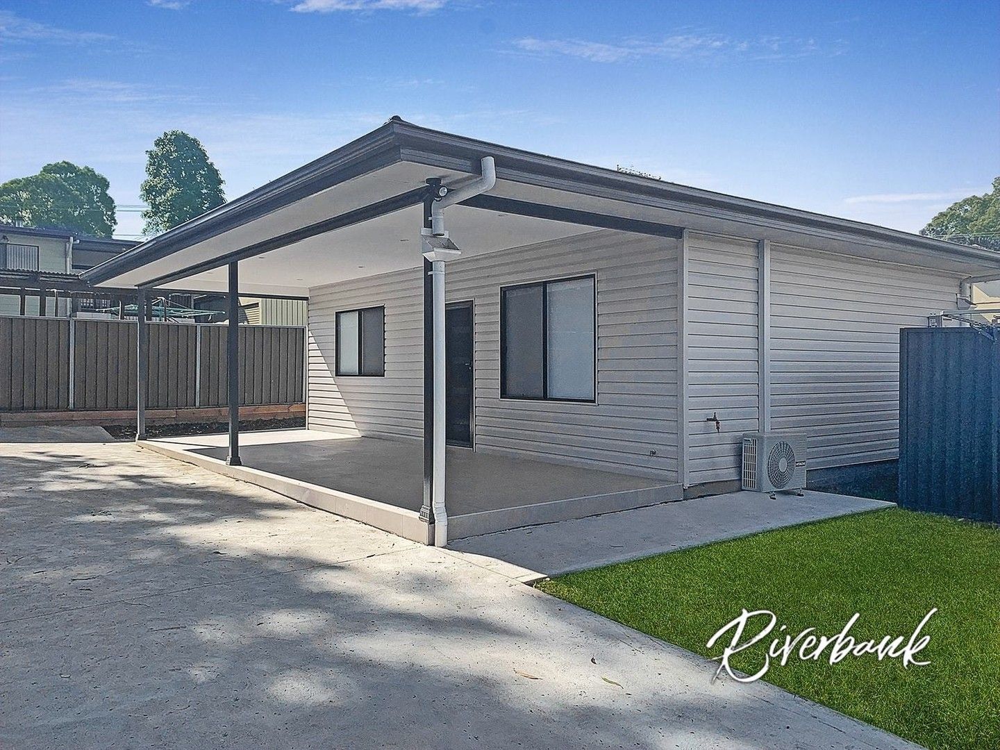 2 bedrooms House in 205a Desborough Road ST MARYS NSW, 2760