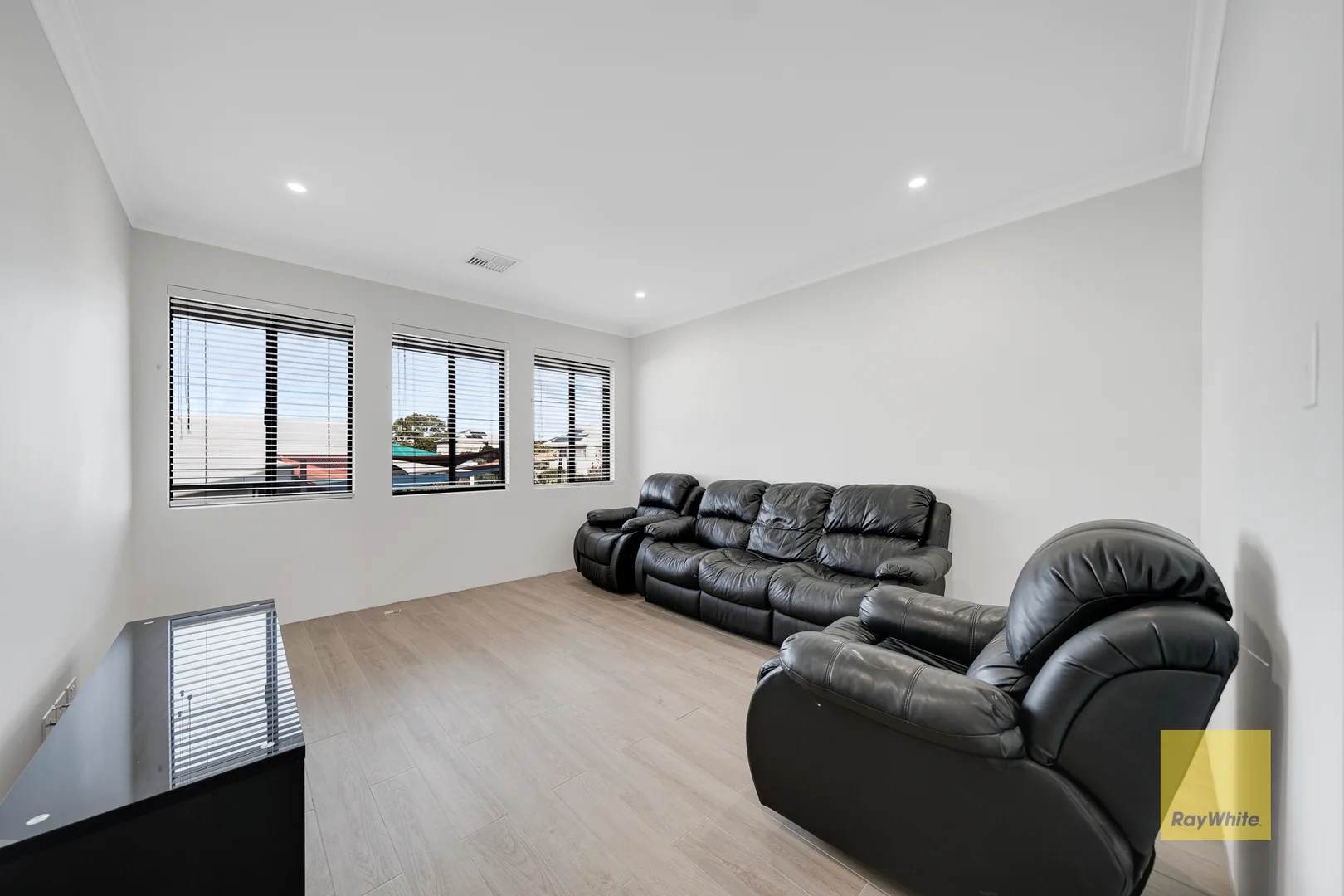 Additional image 10 of 11 Cervara Avenue, Stirling WA 6021