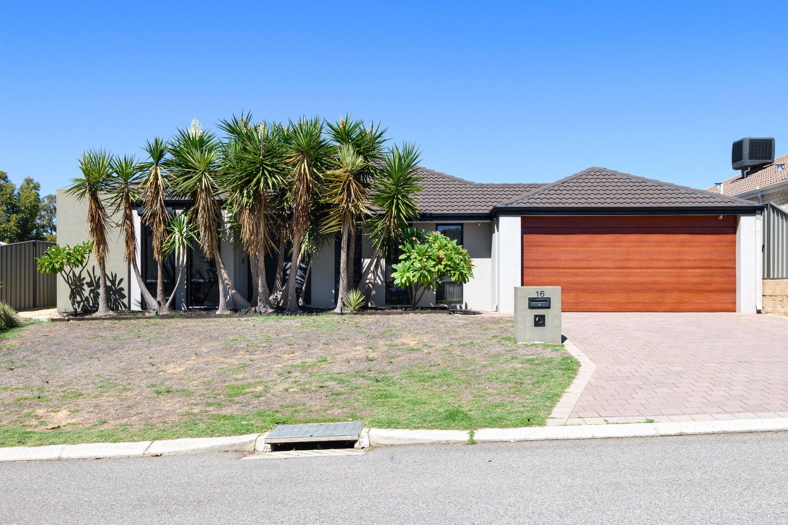 4 bedrooms House in 16 Lancelin Approach BALDIVIS WA, 6171