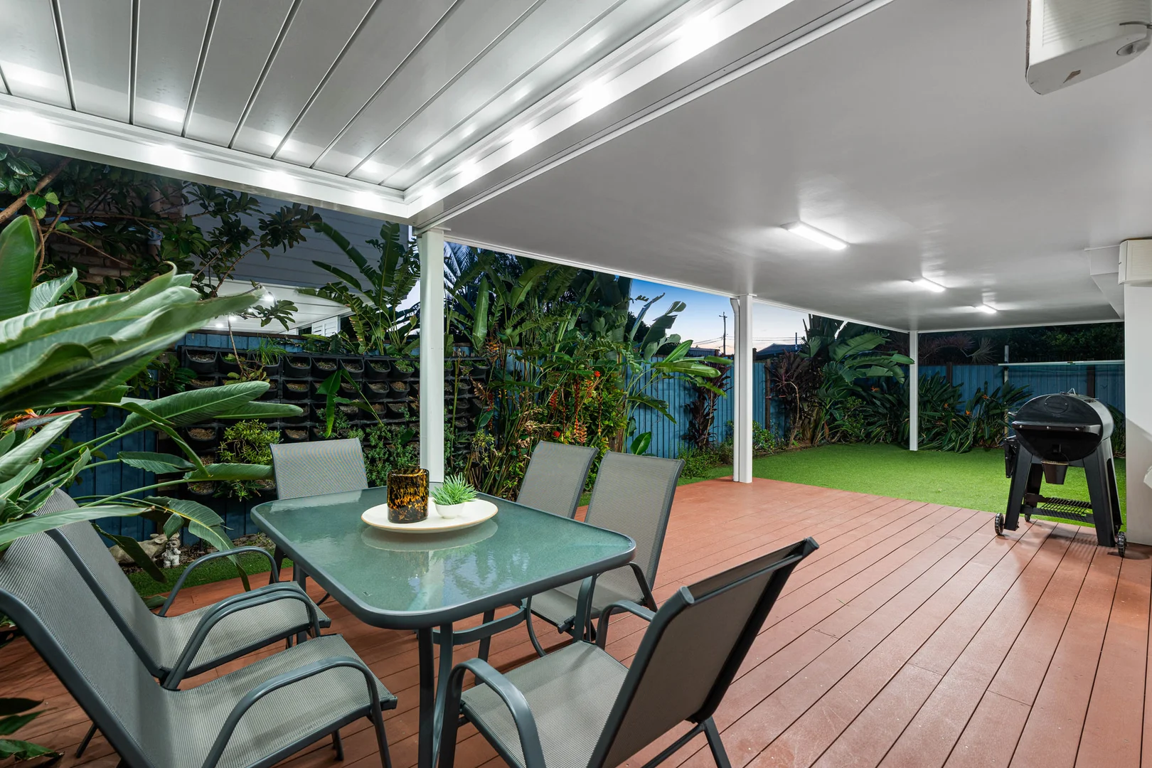 Additional image 22 of 347 Upper Esplanade, Manly QLD 4179