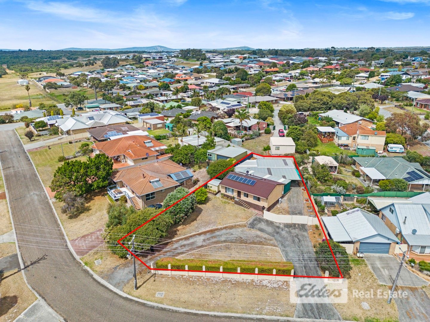 4 bedrooms House in 16 Rutherford Street LOWER KING WA, 6330