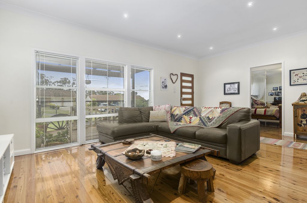 11 Pirrillie Street, Hill Top NSW 2575, Image 0