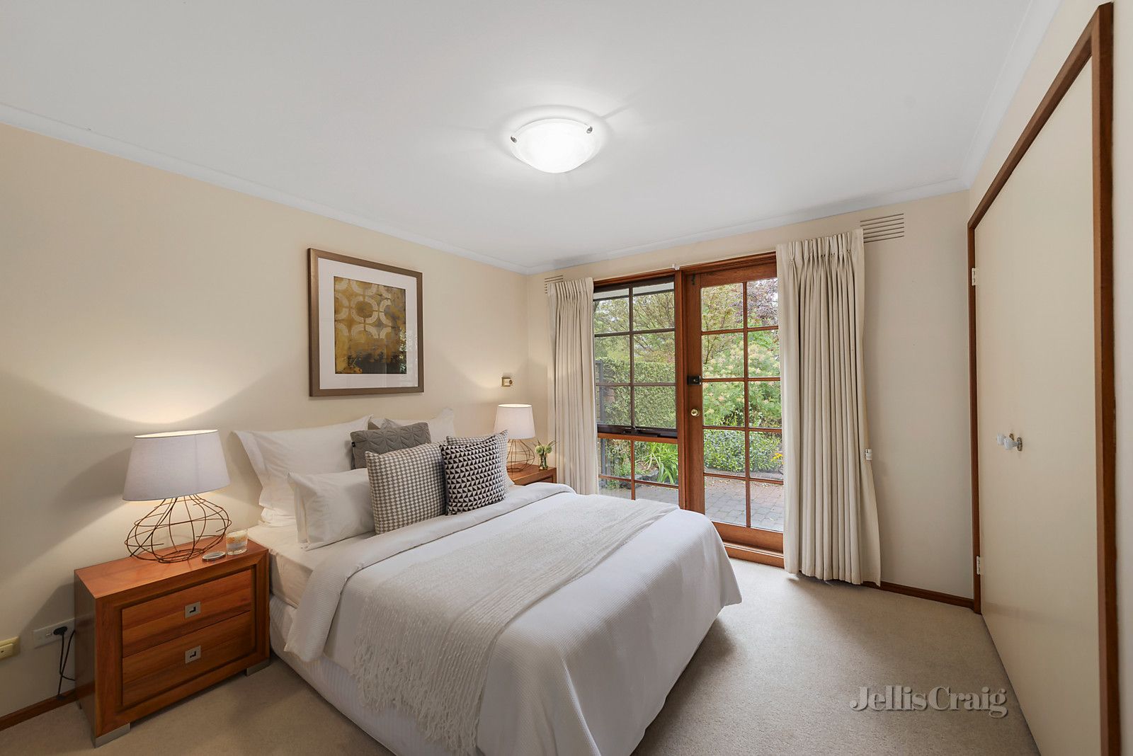 1/25 Matlock Street, Canterbury VIC 3126, Image 2