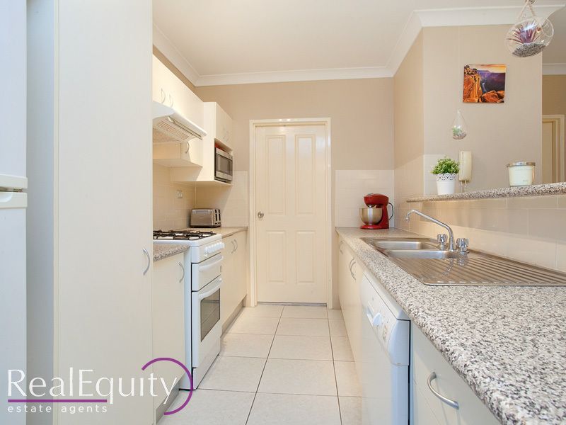 28/211 Mead Place, Chipping Norton NSW 2170, Image 2