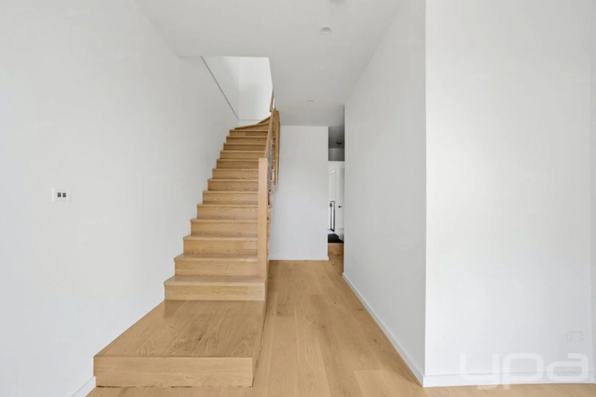 Additional image 5 of 3/77 Suffolk Road, Sunshine North VIC 3020