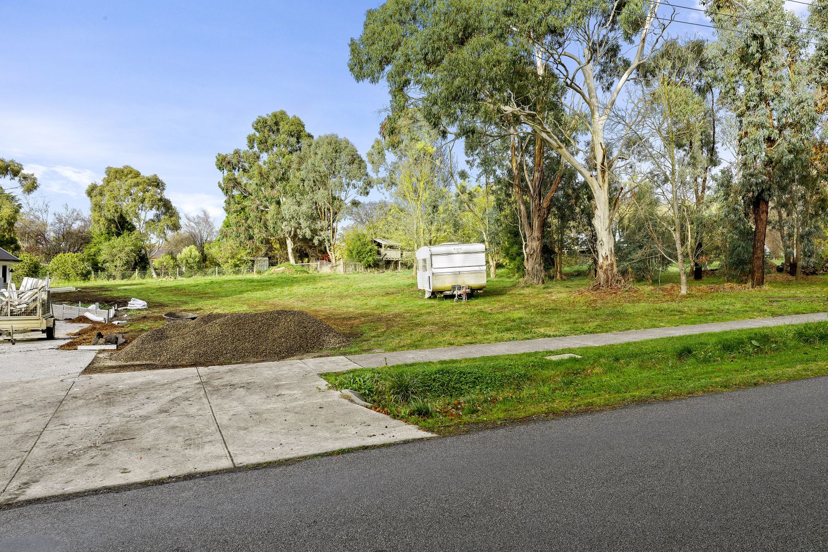 11 Cherry Lane, Gisborne VIC 3437 Domain