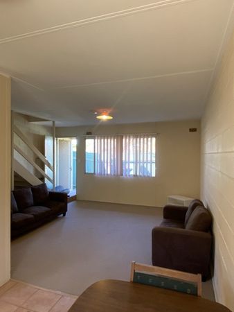 4/5 Hakea Street, Kambalda West WA 6442, Image 2