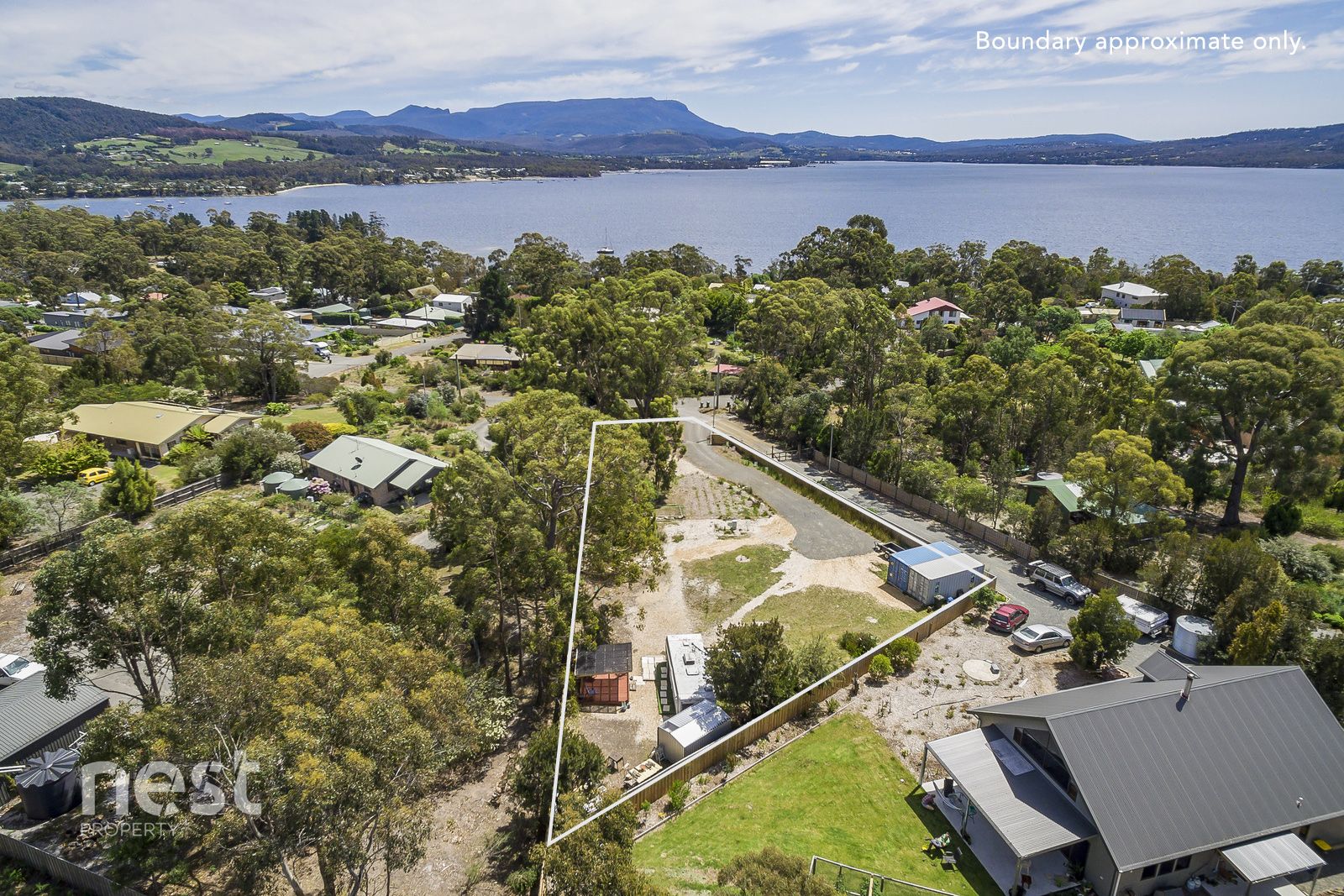 6 Rivington Close, Coningham TAS 7054, Image 0