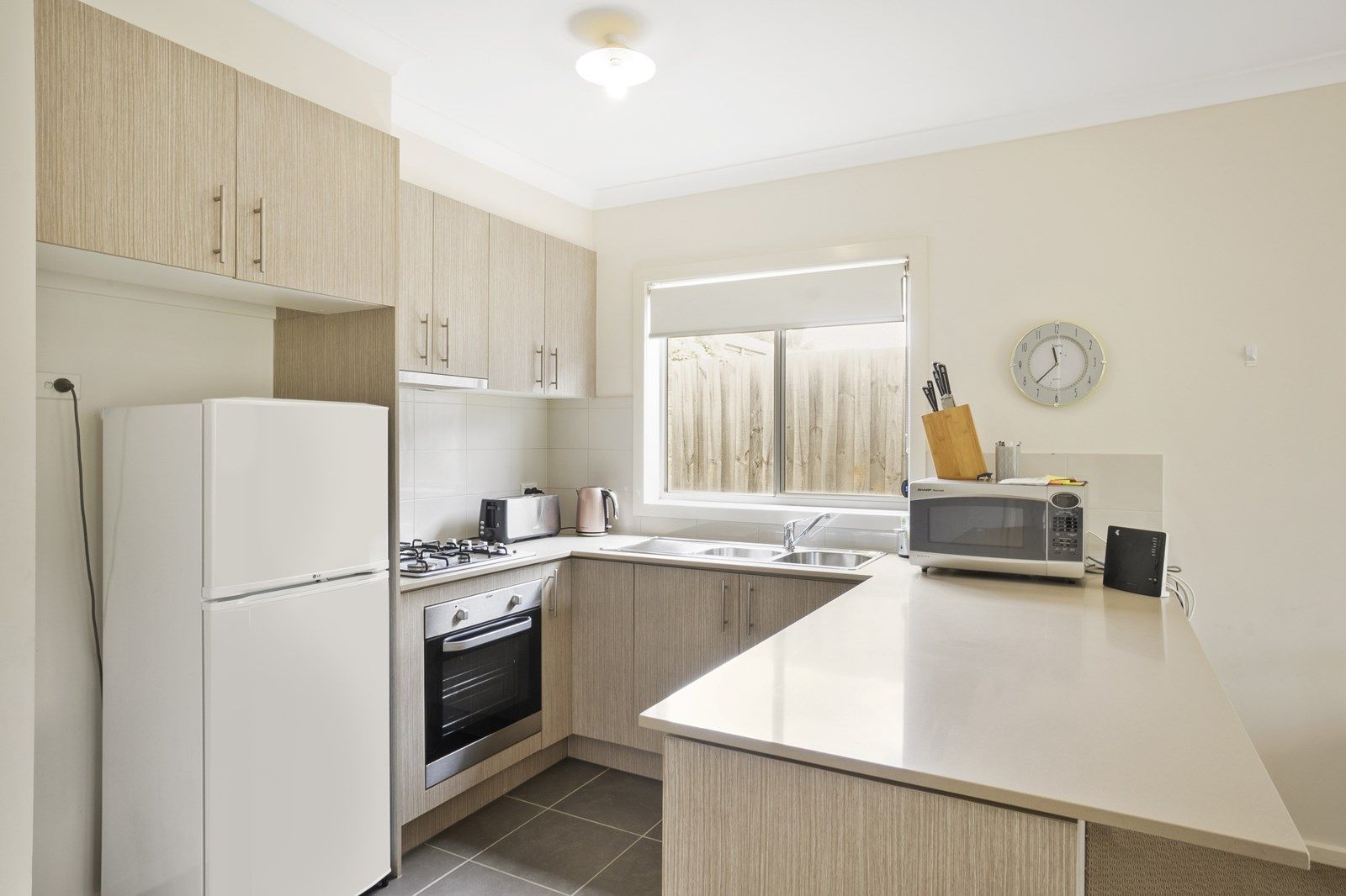 5/11-15 Silverdale Drive, Darley VIC 3340, Image 1