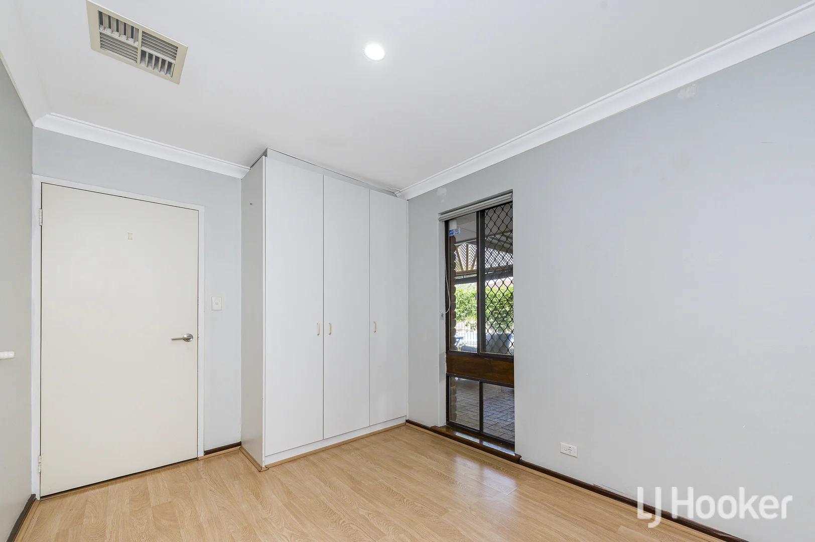 Additional image 16 of 45 Matthew Way, Thornlie WA 6108
