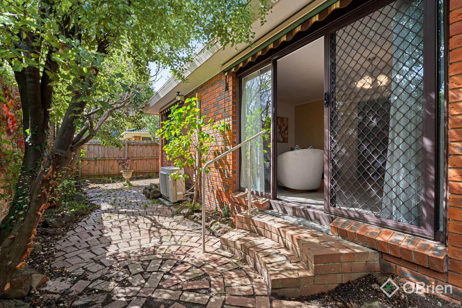 Additional image 9 of 4/25-27 Peel Street, Berwick VIC 3806