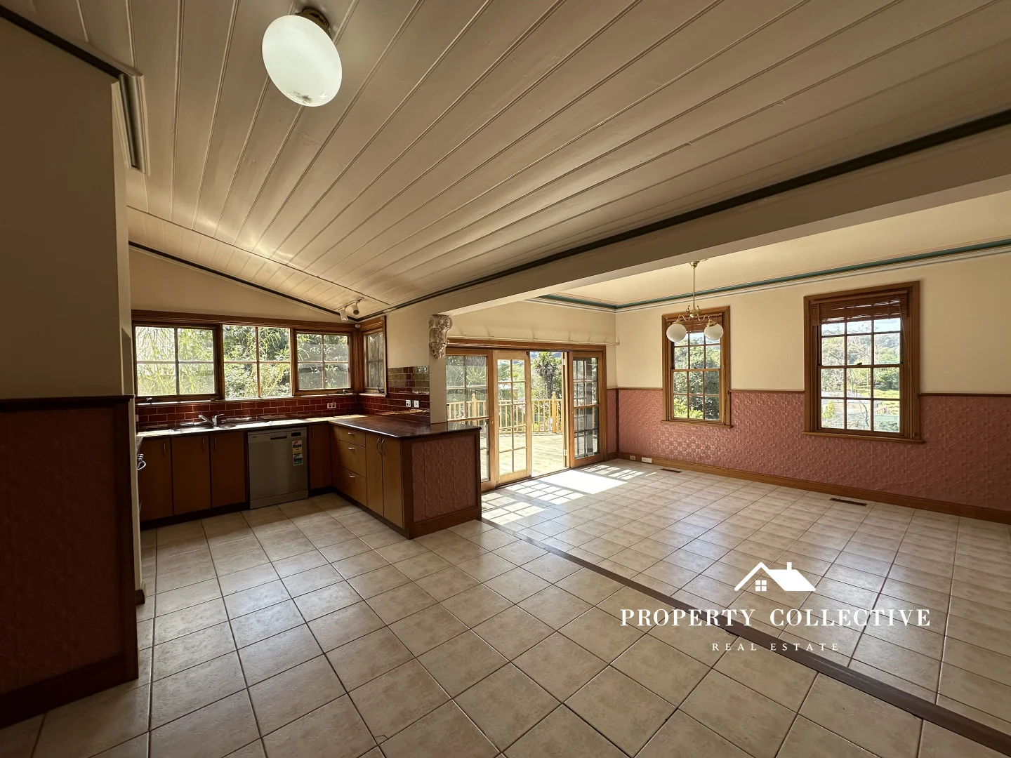 Additional image 2 of 11 Bridge Road, Beechworth VIC 3747