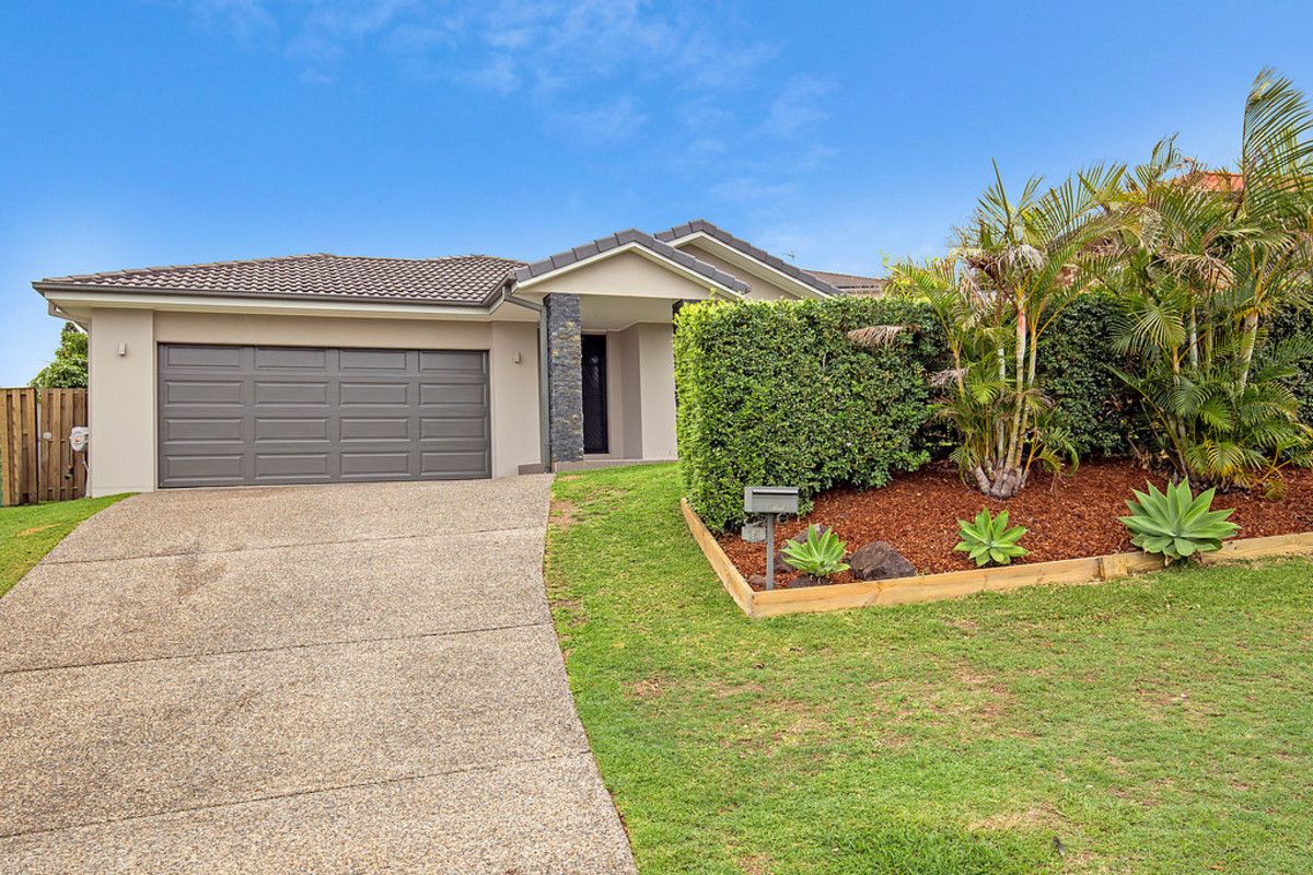 15 Beaumont Crescent, Pacific Pines QLD 4211