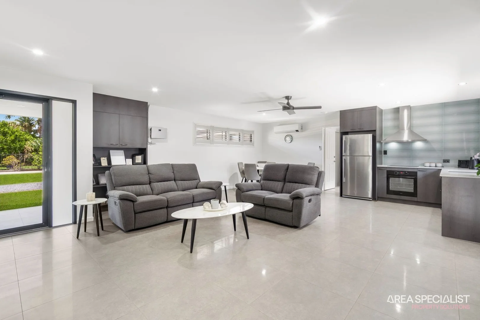 Additional image 29 of 52 Pelican Parade, Jacobs Well QLD 4208