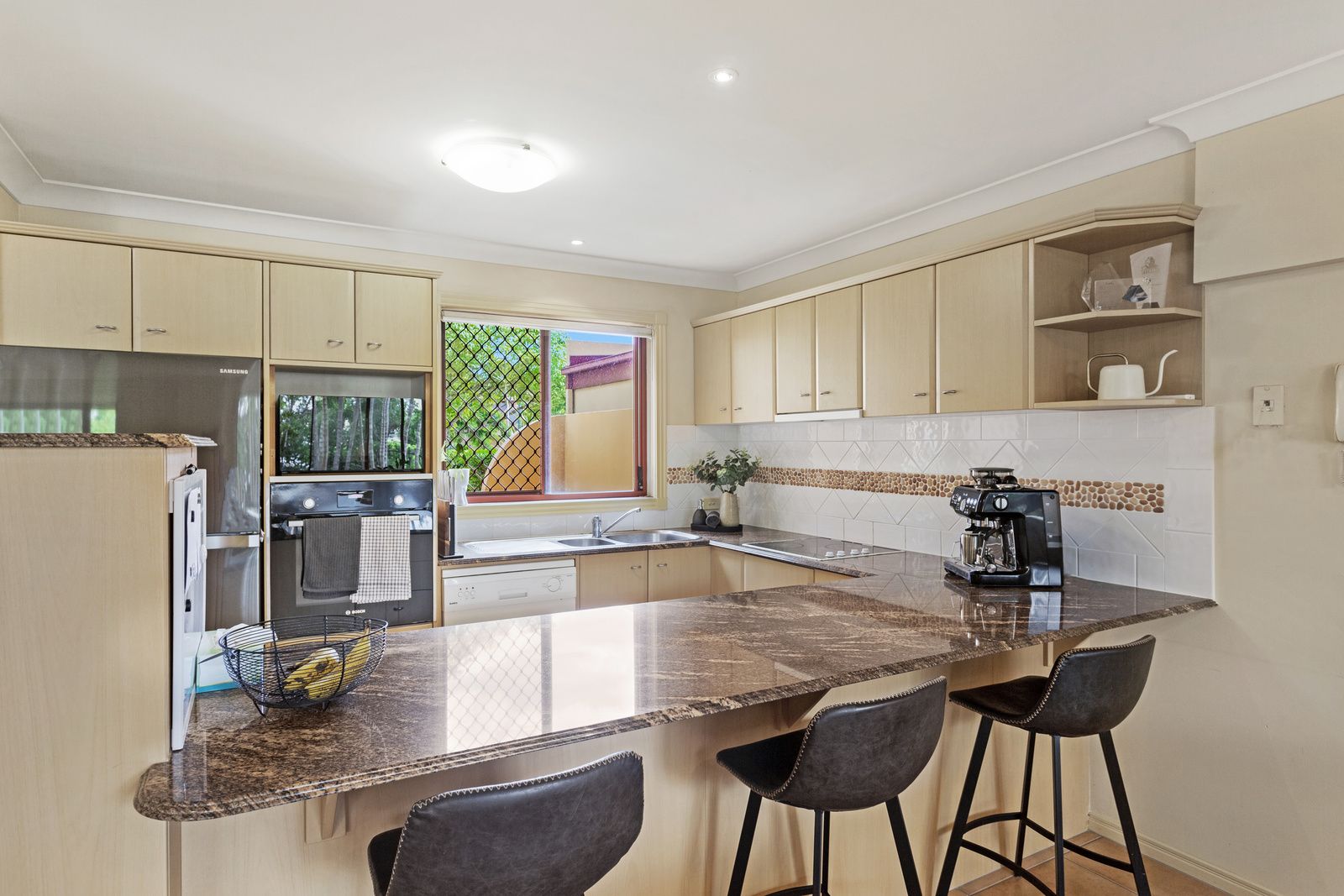 10/8 Woody Views Way, Robina QLD 4226, Image 2