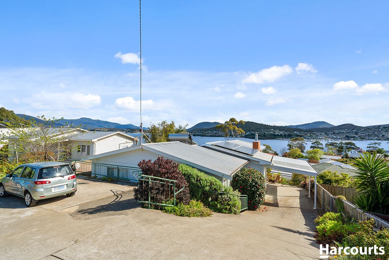 8 Chatsworth Street, Rose Bay TAS 7015, Image 1