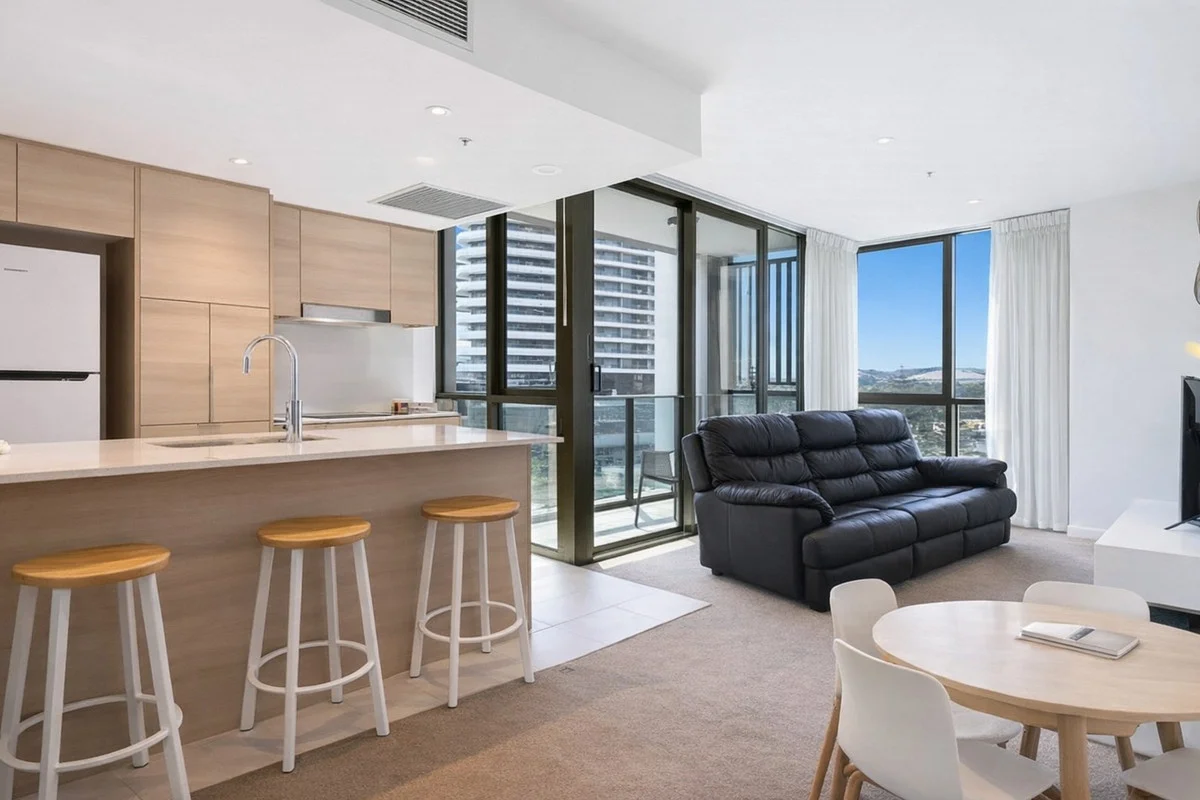 Additional image 3 of 401/2663 Gold Coast Highway, Broadbeach QLD 4218