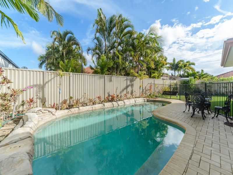 9 Lagos Court, Coombabah QLD 4216, Image 2