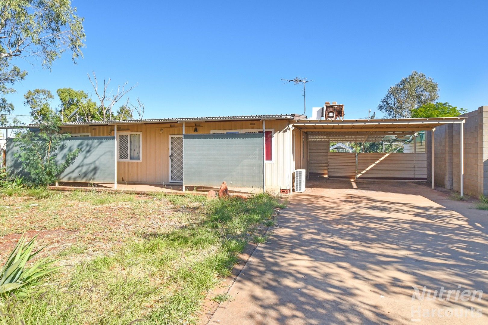 3 bedrooms House in 10 SHAMROCK Street TENNANT CREEK NT, 0860