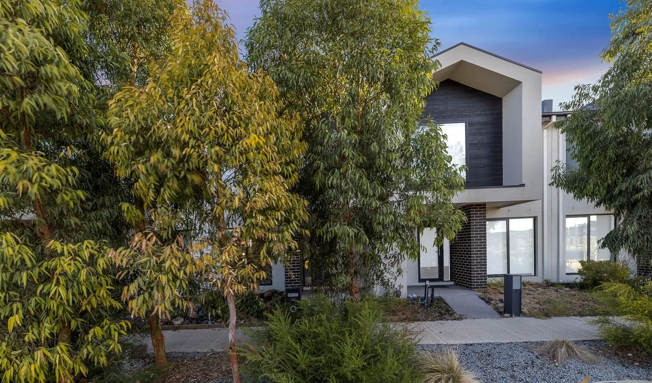 10 Bonsallo Walk, Tarneit VIC 3029