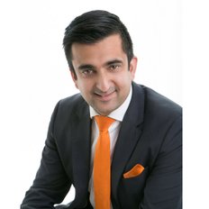 Khalid Sarwari, Sales representative
