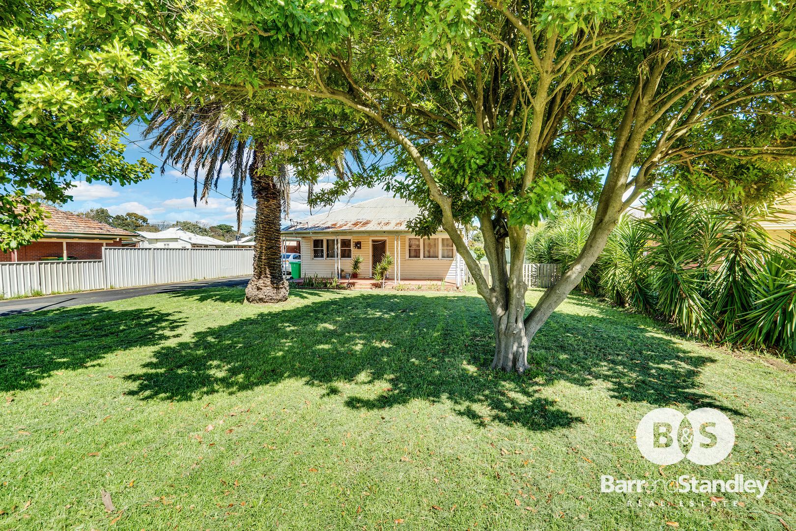 23 Baker Street, Harvey WA 6220, Image 1