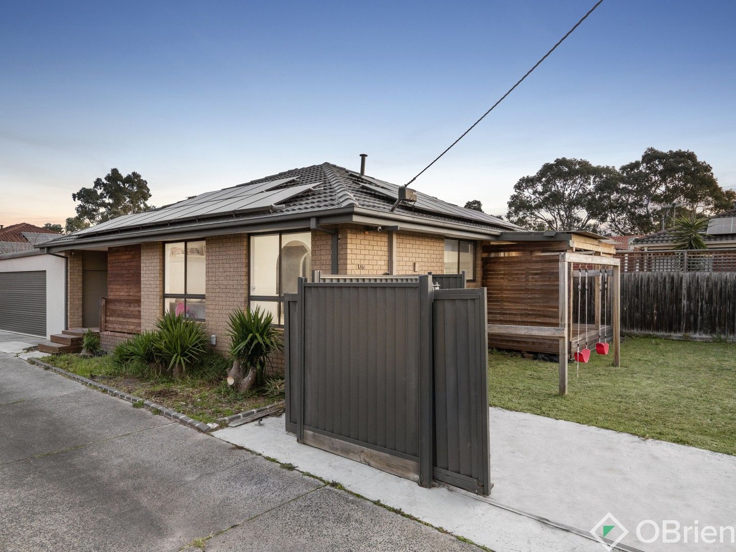 3 bedrooms Apartment / Unit / Flat in 1/6 Alamein Street NOBLE PARK VIC, 3174