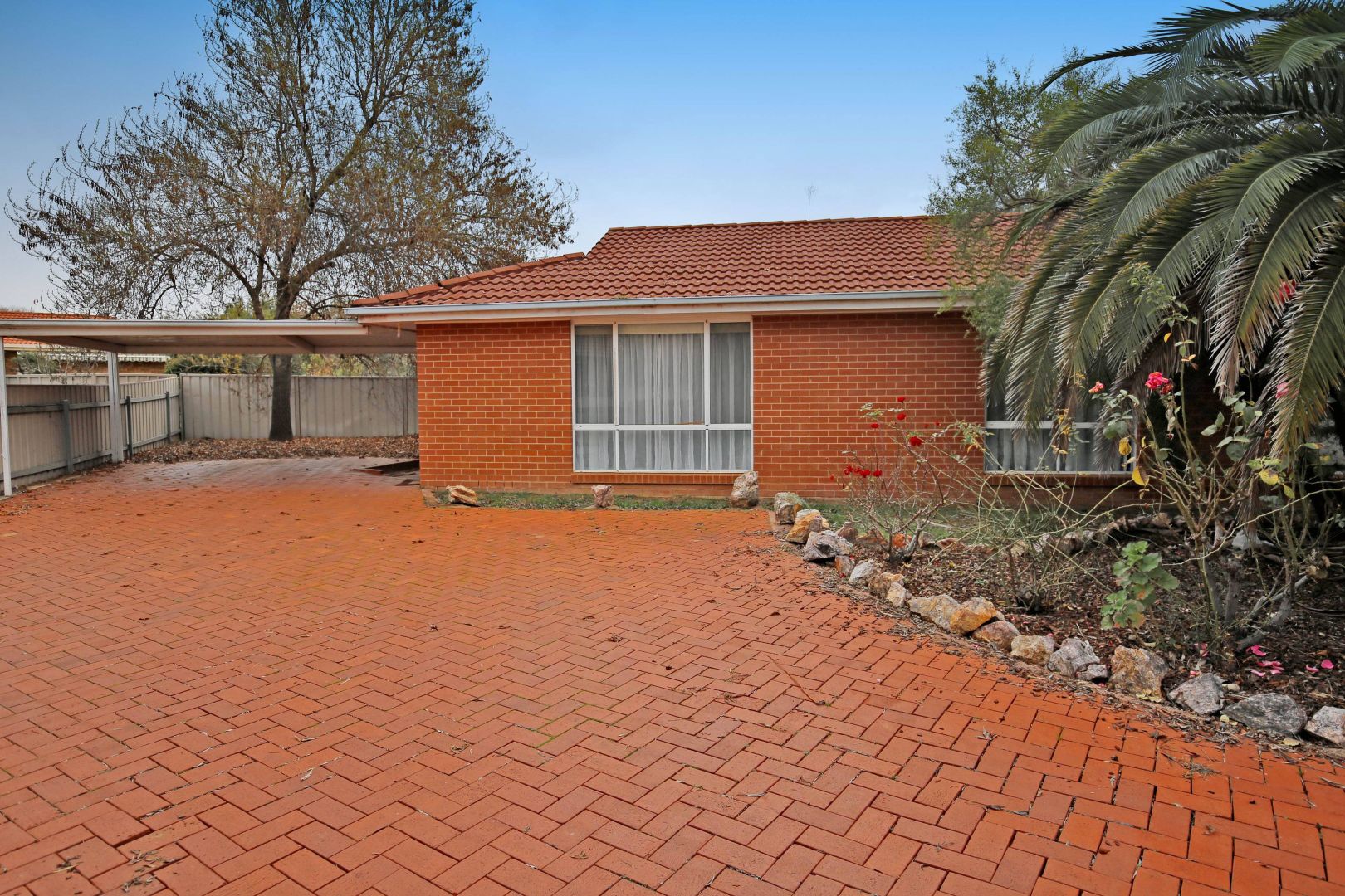 2/4 Canola Place, Estella Property History & Address Research Domain