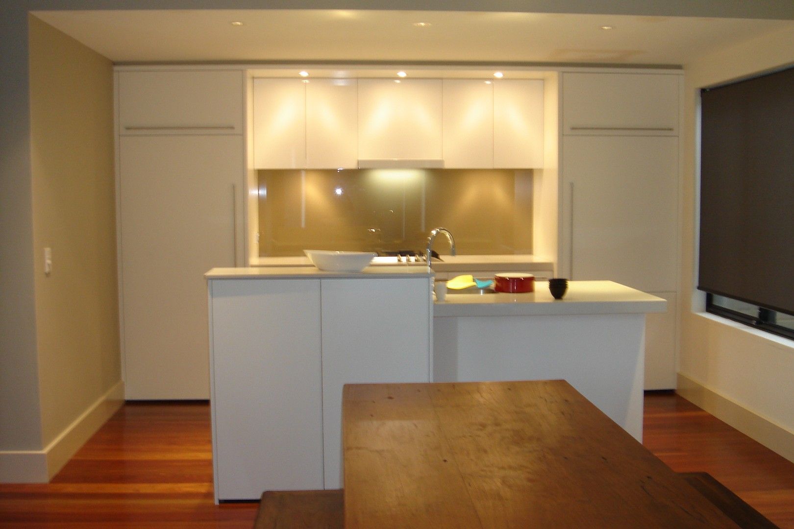 2 bedrooms Apartment / Unit / Flat in 90 Bent Street NEUTRAL BAY NSW, 2089