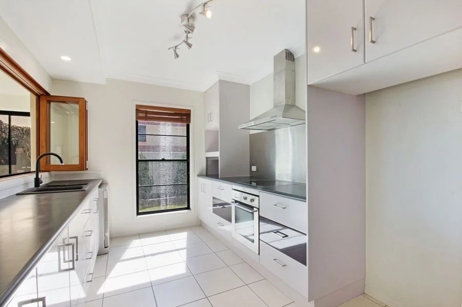 Additional image 8 of 91 Silky Oak Crescent, Carindale QLD 4152