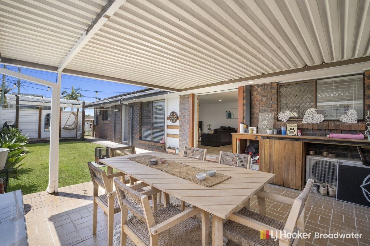 1/51 Government Road, Labrador QLD 4215, Image 1