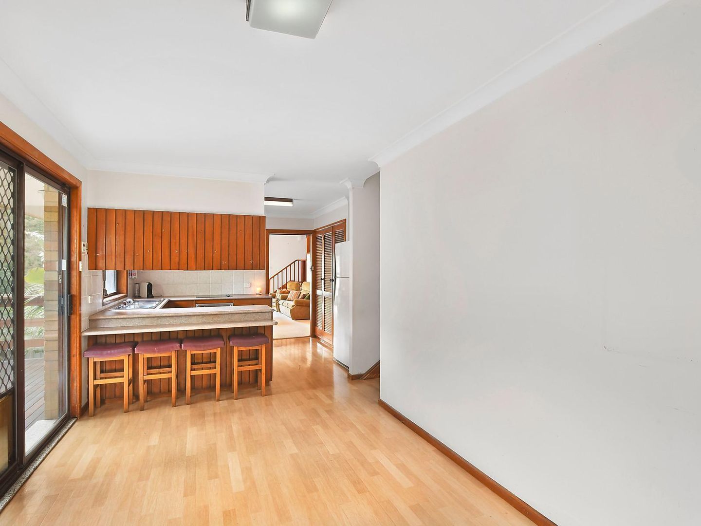 12 Cedar Crescent, MEREWETHER HEIGHTS NSW 2291, Image 2