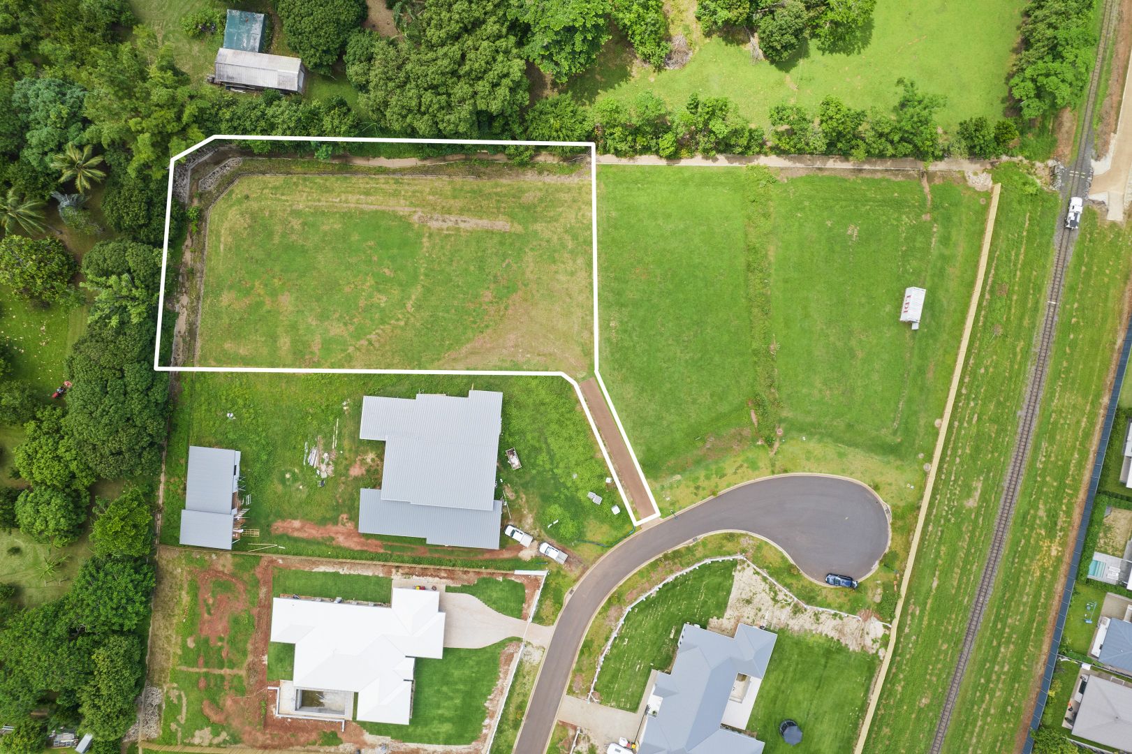 61-63 Bellmere Lane, Redlynch QLD 4870, Image 2