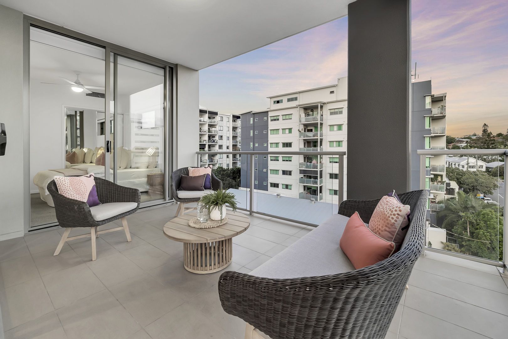 402/17-19 Kurilpa Street, West End QLD 4101, Image 2