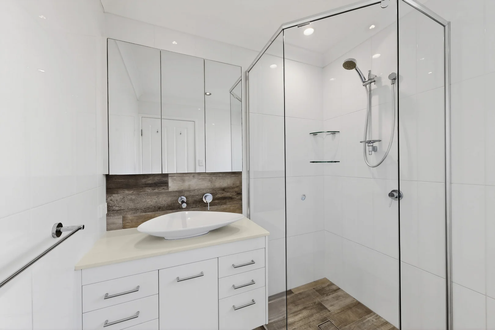 Additional image 14 of 6 Hopetoun Close, Carindale QLD 4152