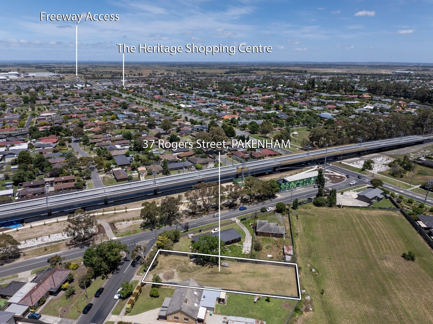 Vacant land in 37 Rogers Street, PAKENHAM VIC, 3810