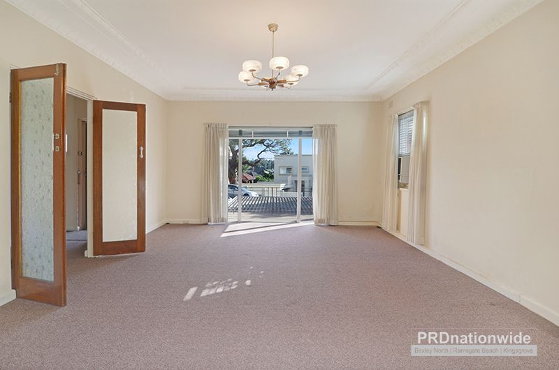 26 Vista Street, Sans Souci NSW 2219, Image 2